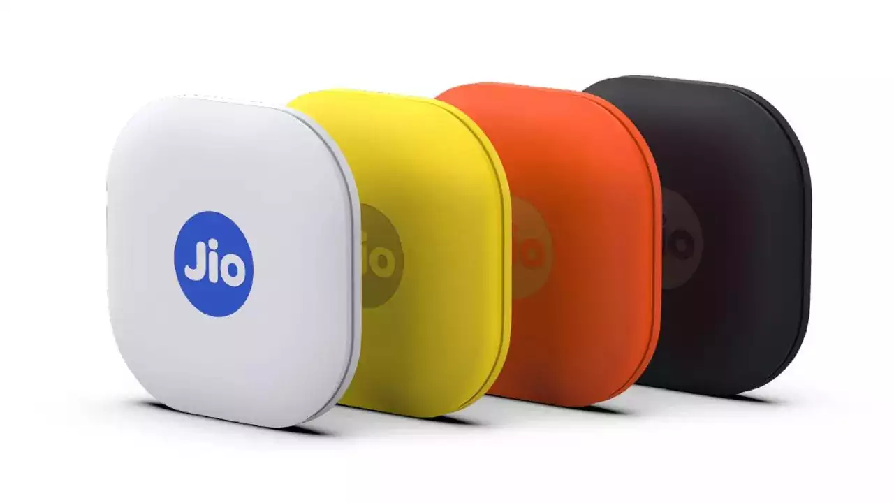 Never Lose Your Stuff Again: Reliance Jio's New JioTag Go Makes Tracking Your Belongings Easier Than Ever