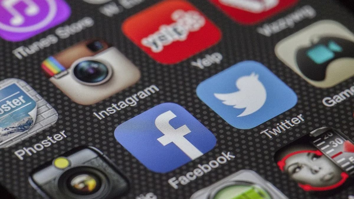 Exposed: Over 200 Kids' Apps on Apple Store Found Risky, Highlighting Urgent Need for Better Online Safety Measures