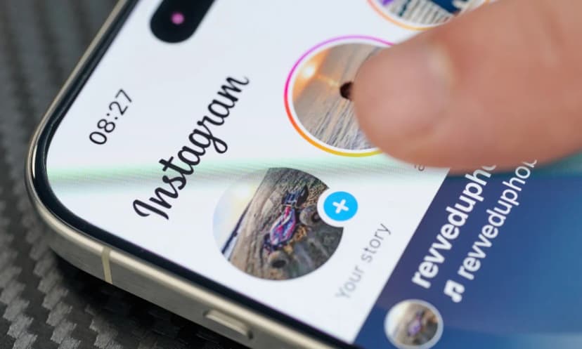 Instagram Now Lets You Relive the Best Moments: New Feature Keeps Stories Alive for a Whole Week
