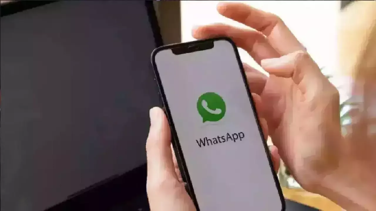 Time to Upgrade: WhatsApp Will Stop Working on These Old Phones in 2025, Full List Inside