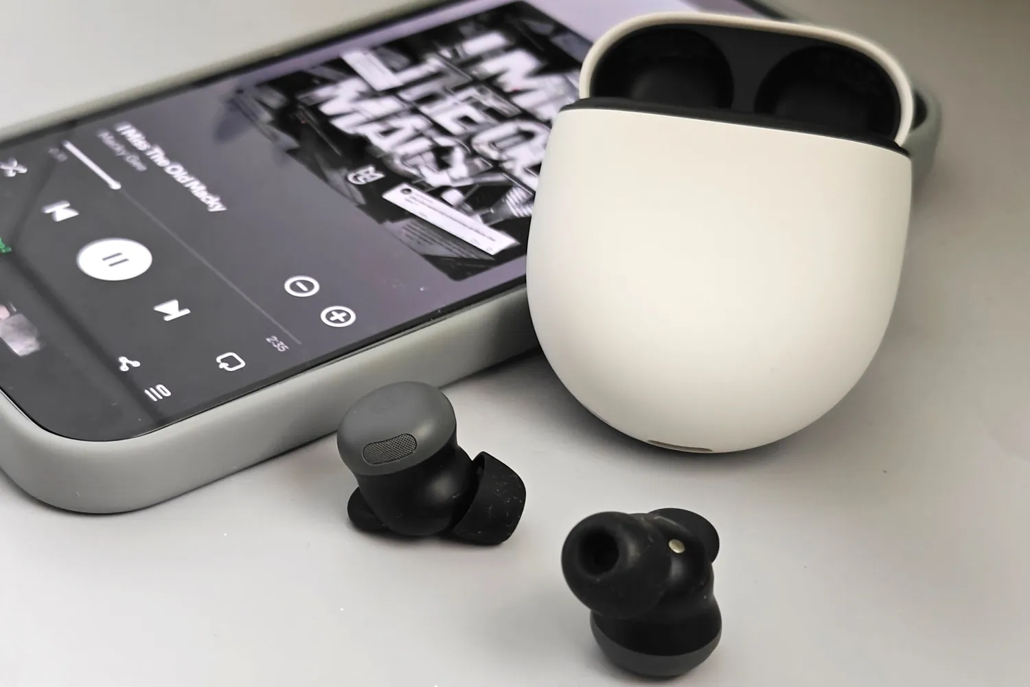 Google Pixel Buds Pro 2 Receives First Major Update: Here’s What’s New!