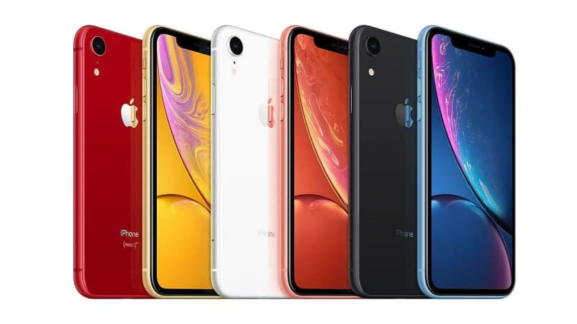 Apple Gears Up for Major Launches: iPhone SE 4 Could Be Delayed, M4 MacBook Air on the Horizon