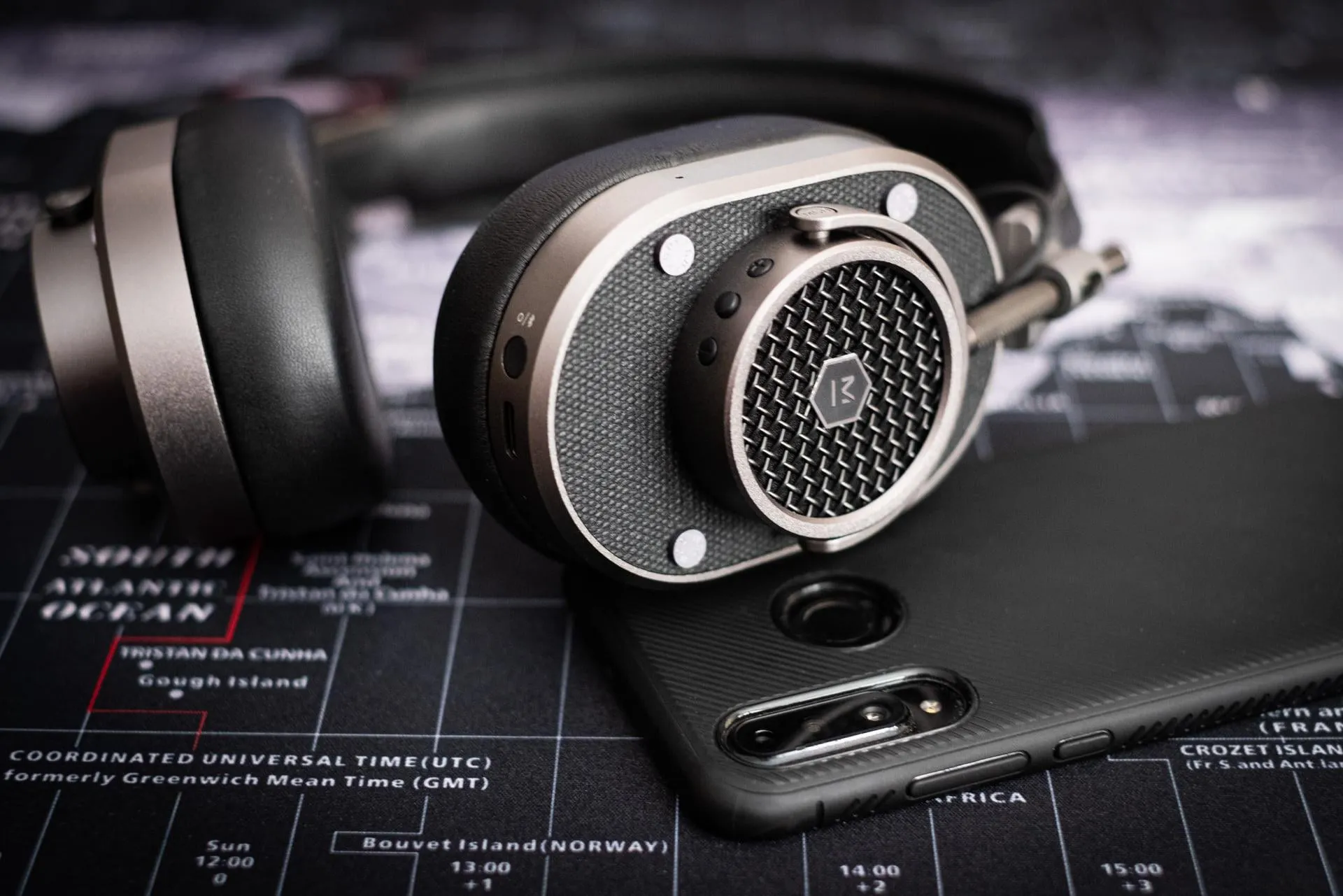 Can These Budget Wireless Headphones Compete With Premium Models Under ₹5,000?
